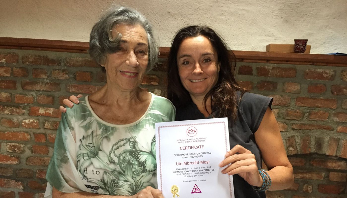 [wp-svg-icons custom_icon="HormonYogaZentrumMuenchen" wrap="i"] Hormonyoga-Kurs ab 8. Januar